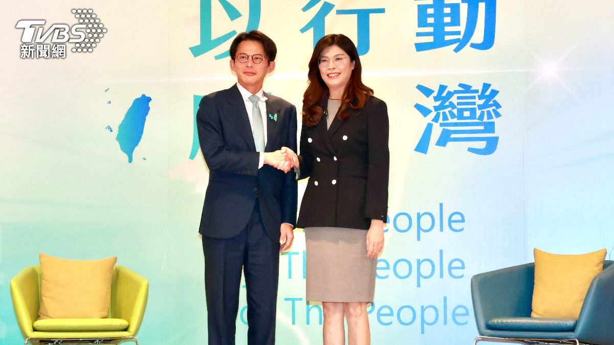 國民黨主席鄭麗文、民眾黨主席黃國昌今（19）日舉行在野領袖會談。（圖／潘建樺攝）