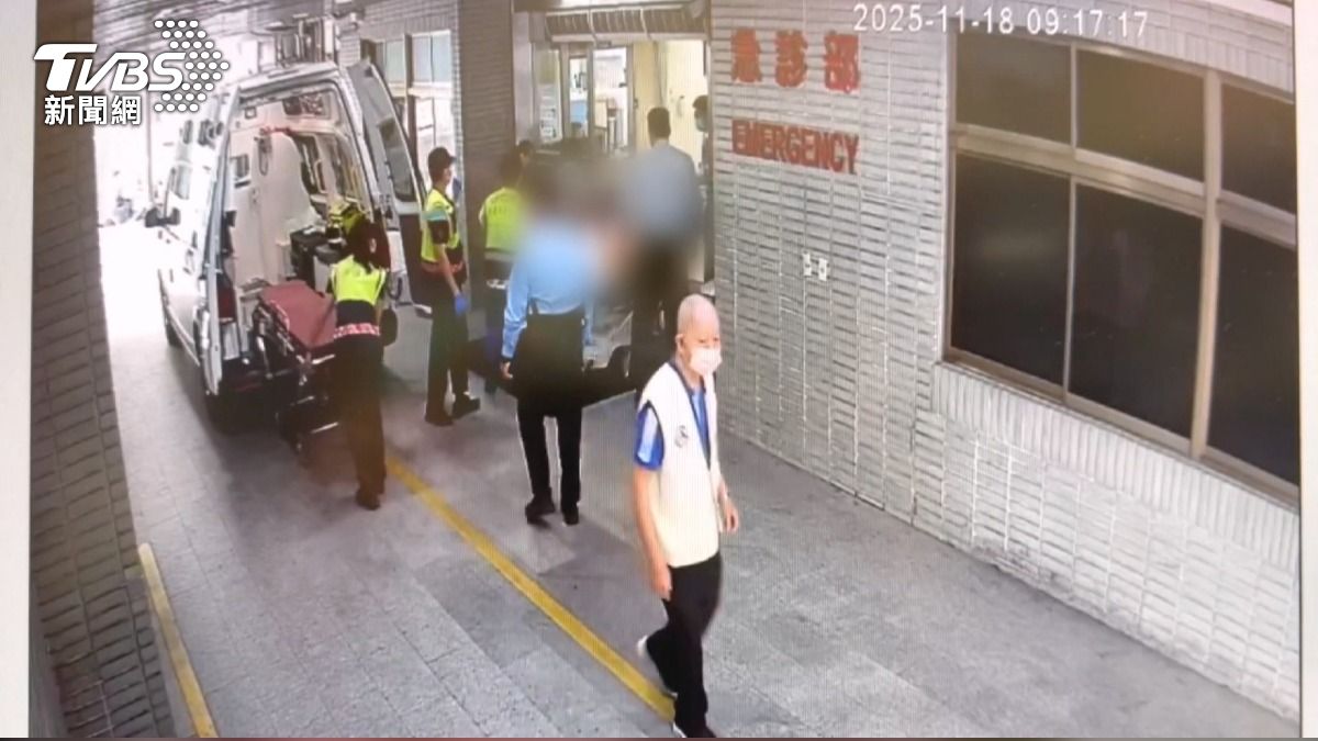 彰化老師晨操突昏倒!學生急拿AED「接力CPR」救回一命。(圖/TVBS)