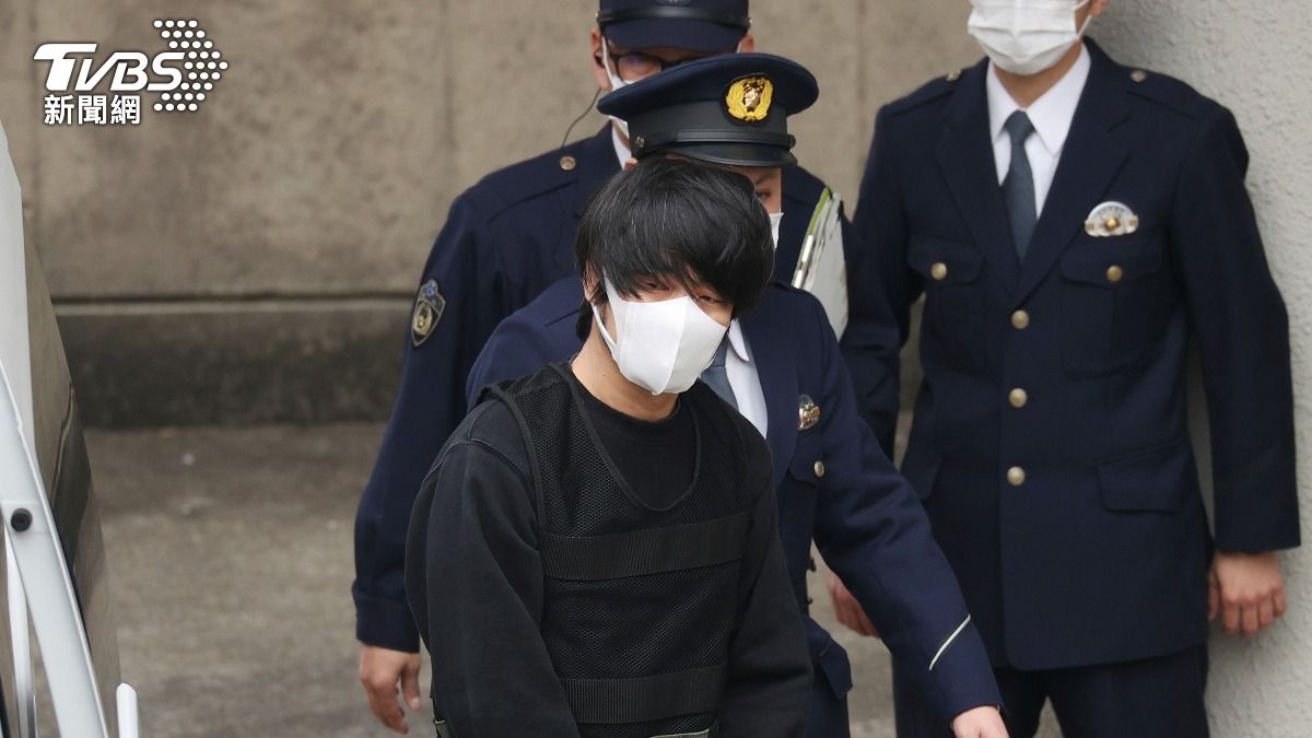曾守兄遺體淚崩「都我的錯」!山上徹也刺殺安倍 妹曝家庭悲劇