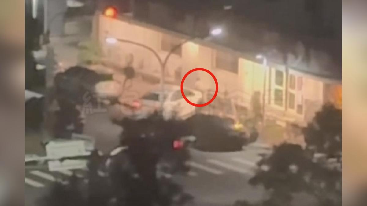 口角後又狹路相逢！8人KTV外鬥毆竟還「開車撞人」。（圖／翻攝黑色豪門企業）