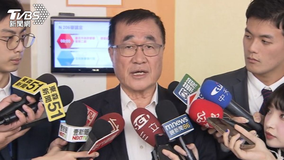 新壽擔憂有背信問題,台北市副市長李四川說,已經把投資意向書發函給新壽。(圖/TVBS)