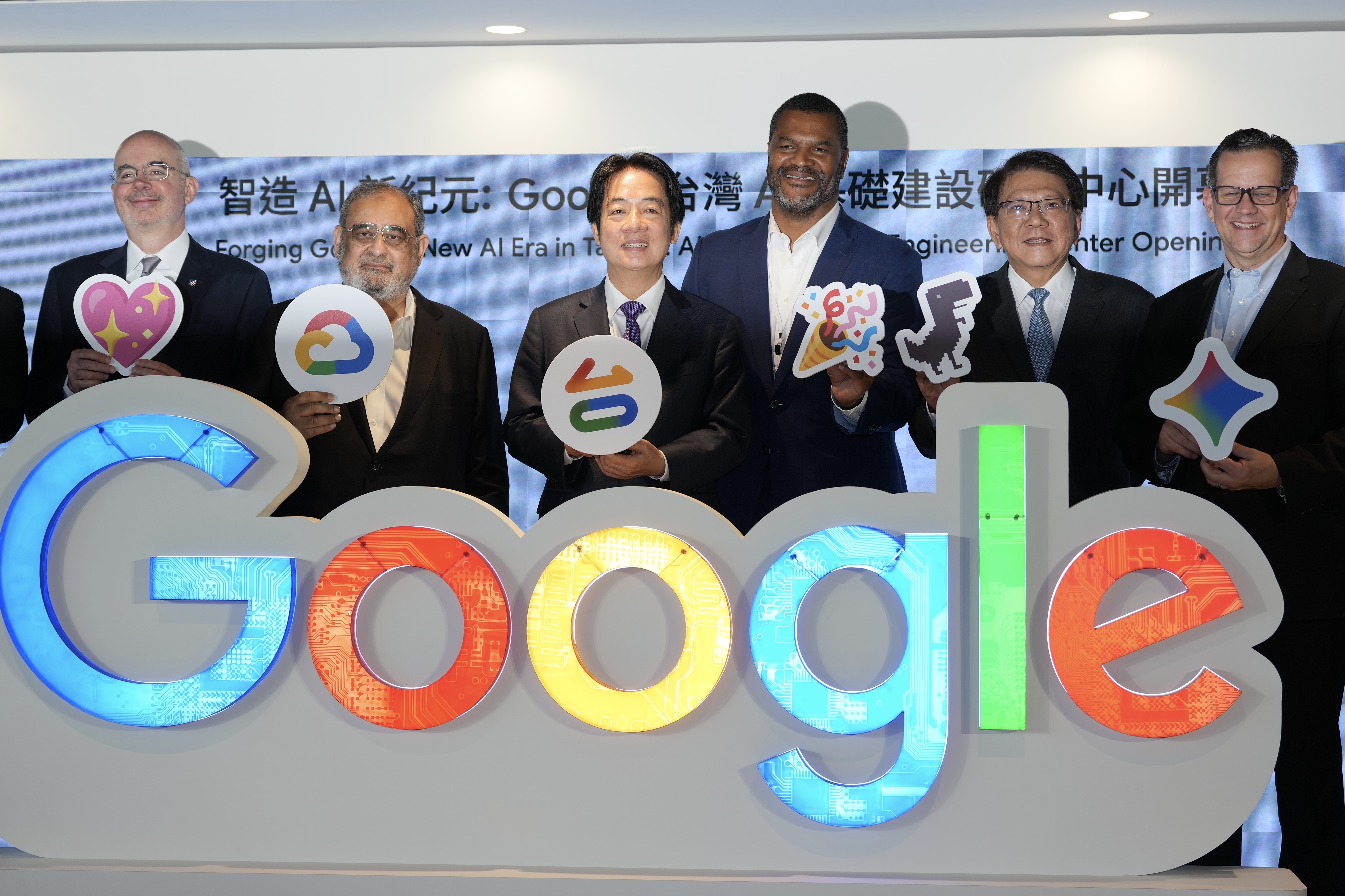 總統:Google啟用AI基礎建設研發中心 讓全球看見台灣