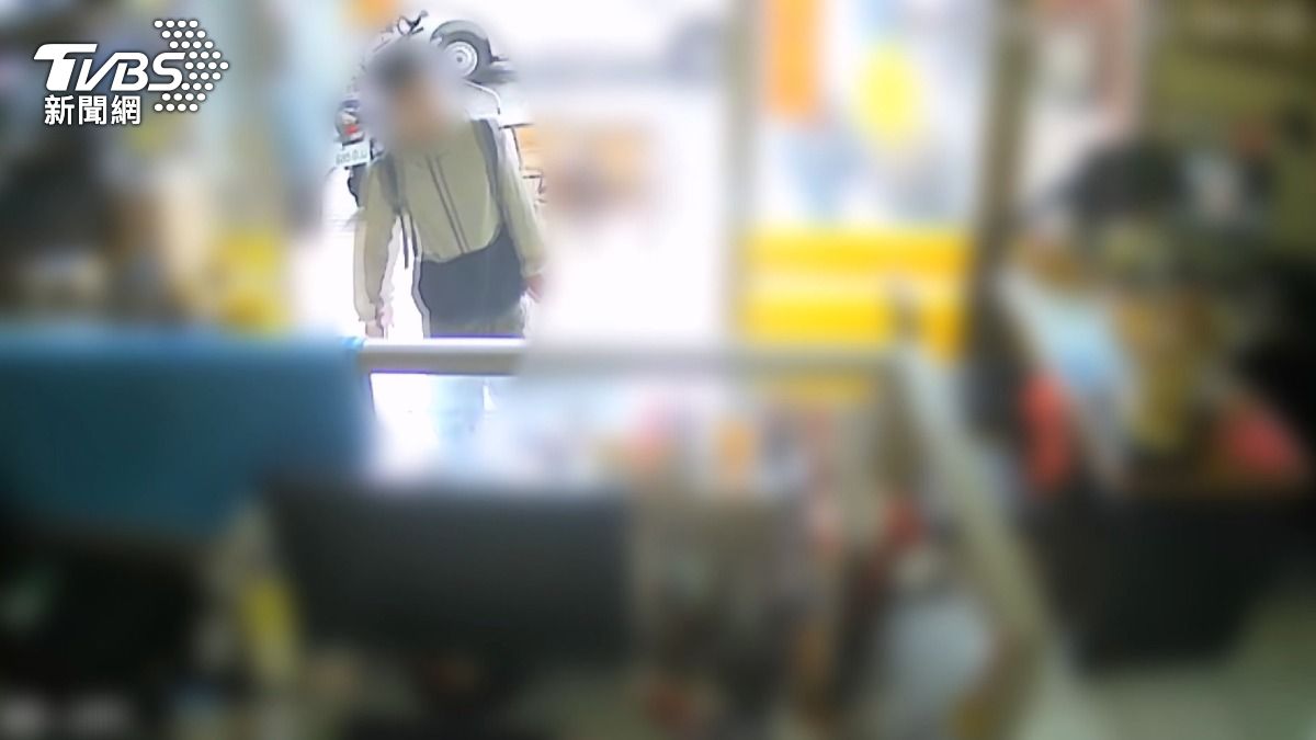 該車承租人為一名20多歲謝姓男子,目前下落不明。(圖/民眾提供)