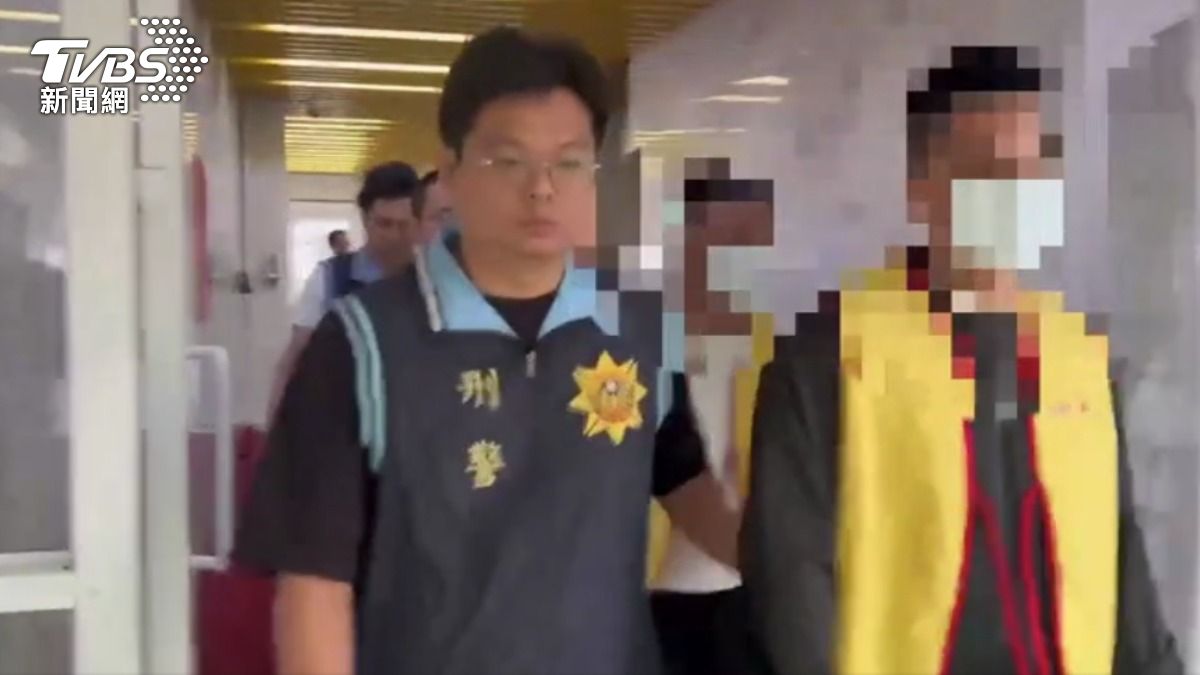 警方逮捕十名幫派成員。（圖／TVBS）