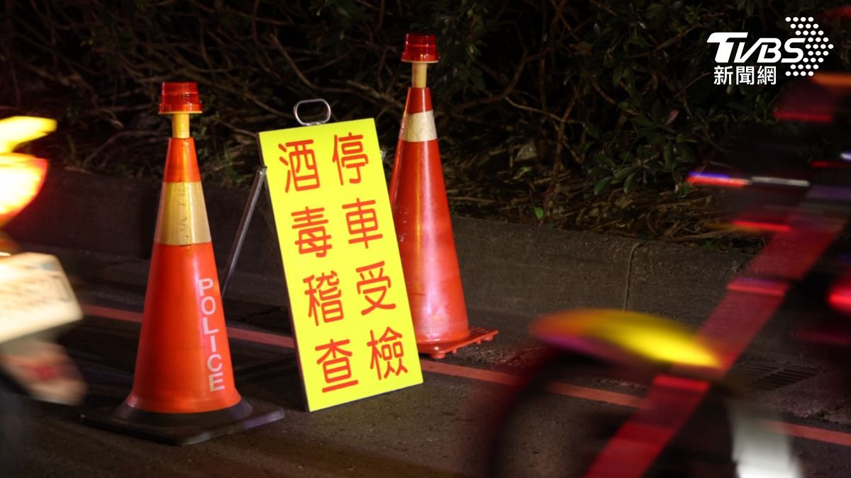 新北市警局配合「警政署」新制,於11月20日啟動毒品唾液快篩。(圖/TVBS)