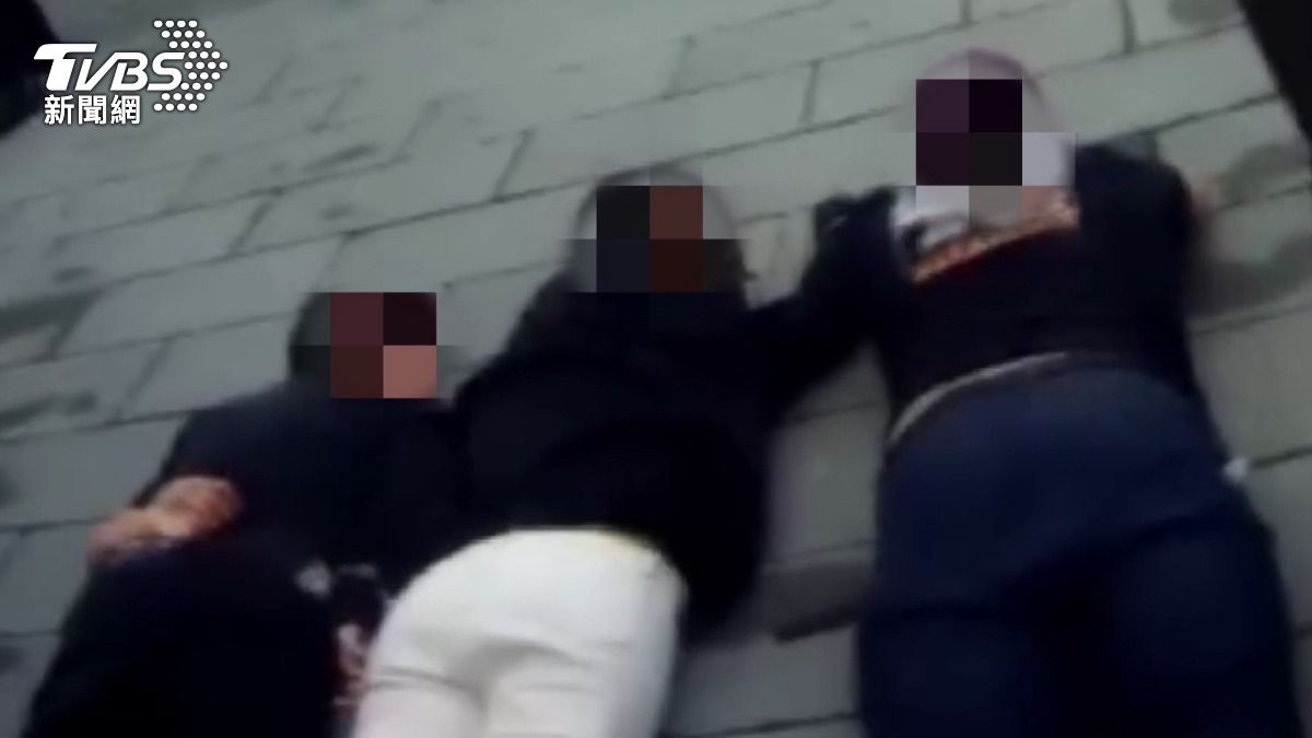 雖然拒捕但林口分局和龜山分局聯手，被害人報案後6小時成功逮捕三名嫌犯。（圖／TVBS）