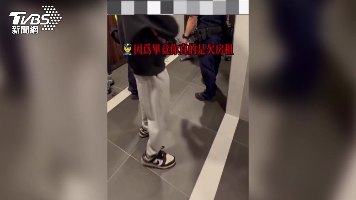 警方接獲通報後趕到現場調解。(圖/TVBS)