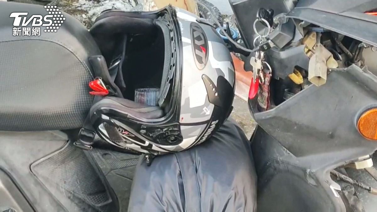 休假返家撞瓦斯車　騎士頭部撕裂亡。(圖／TVBS) 
