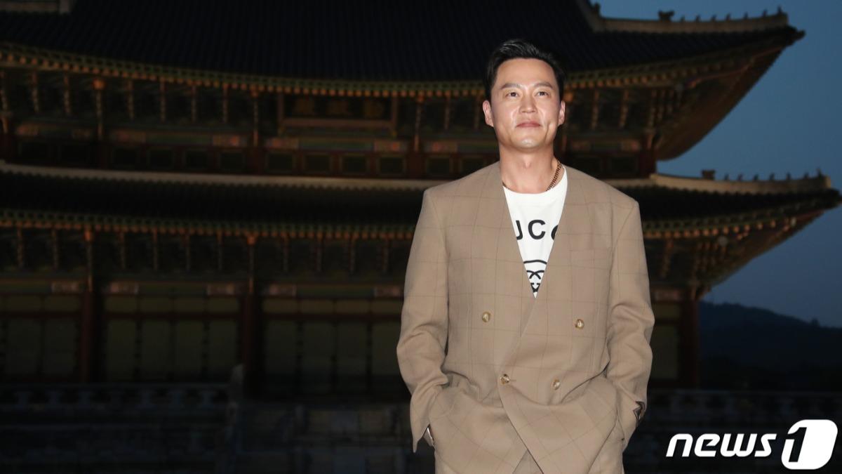 李瑞鎮追問曹政奭情事!意外公開戀愛史 認了「交往過女歌手」