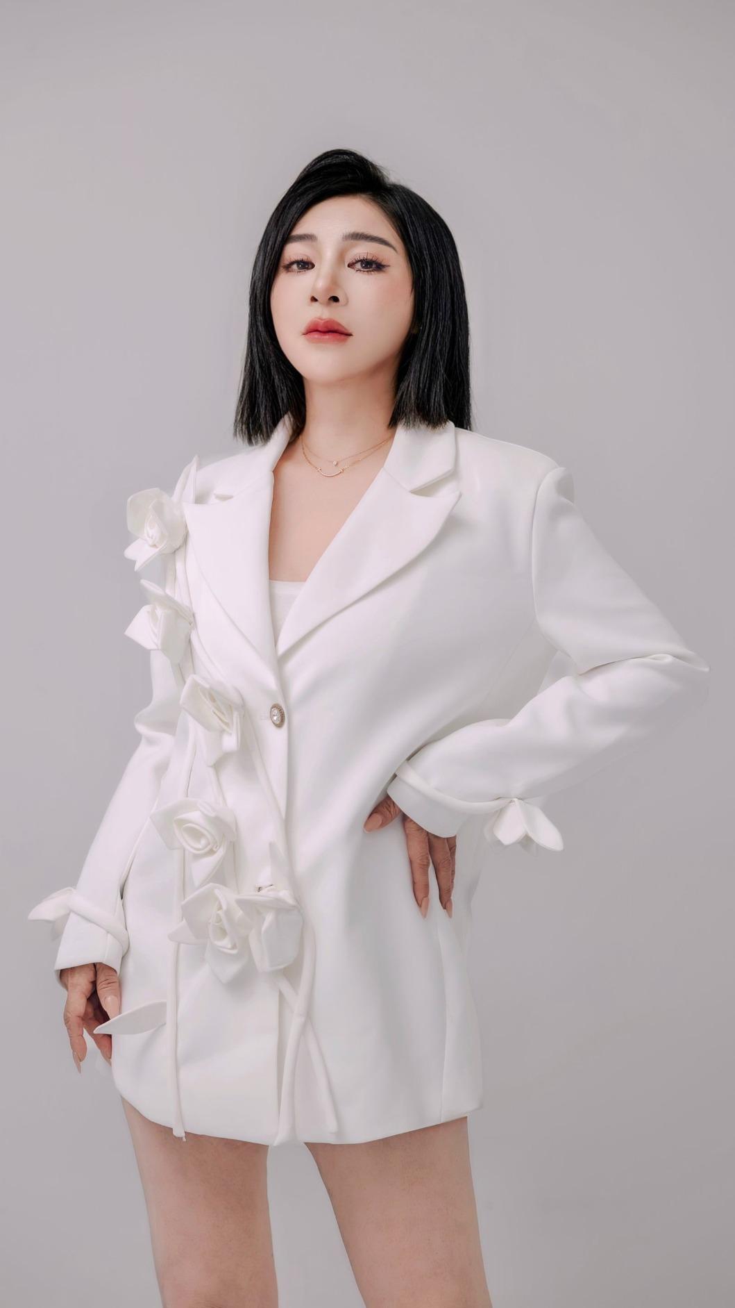 王彩樺將現身苗栗耶誕城。(圖/中天提供)
