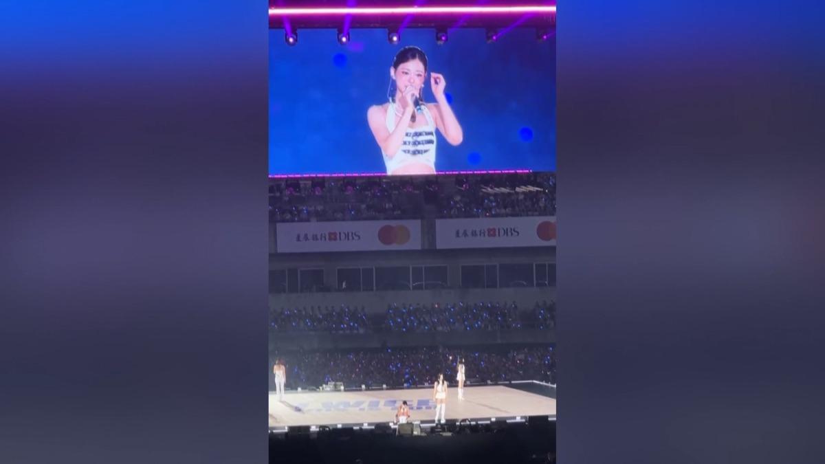 TWICE高雄二日,周子瑜綁上馬尾,還用台語跟粉絲互動聊天。(圖/民眾提供)