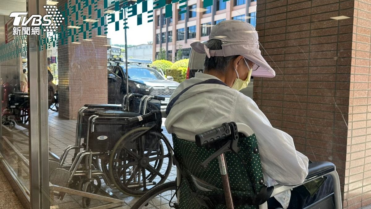 百萬醫療費震撼,癌友籲沒錢更要保險。(圖/TVBS)