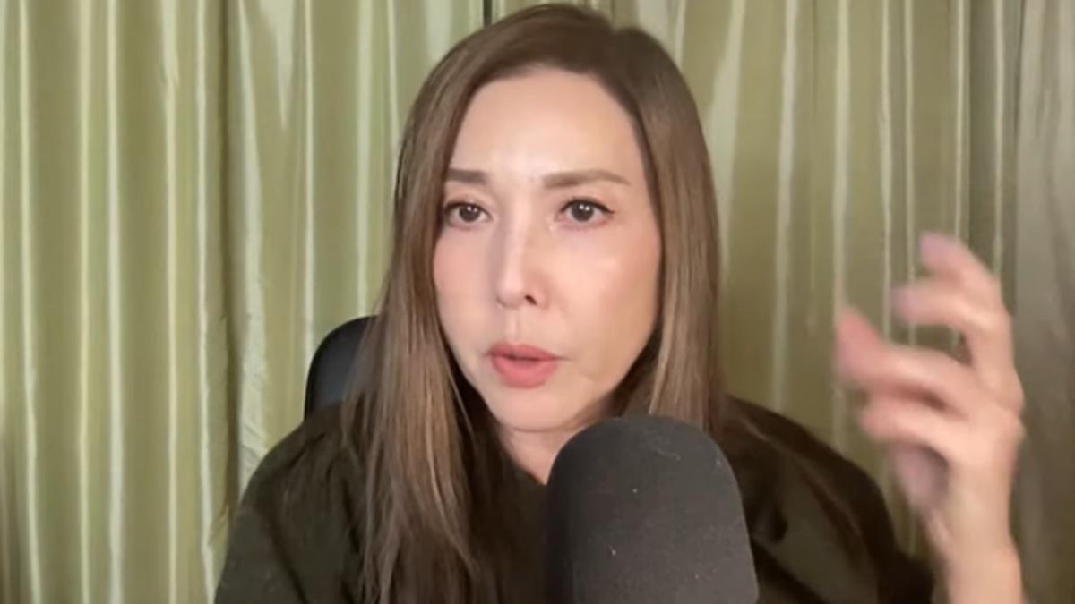 李婉華眼盲鬆口痛苦治療過程。(圖/翻攝自李婉華YouTube)