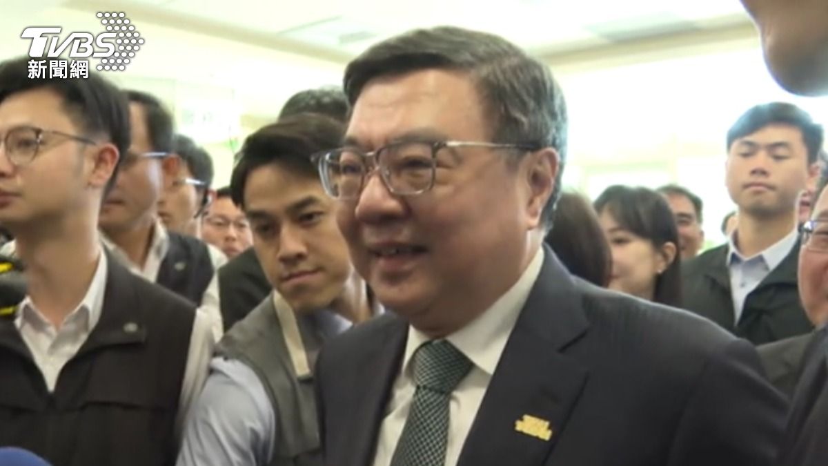 行政院長卓榮泰,24日與民進黨立委進行協調會報,希望政院版財劃法,本週能在立法院付委審查。(圖/TVBS)