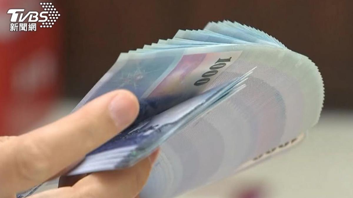 怎多一筆錢?北市重陽禮金5千筆竟1月就發 社會局:抵銷處理