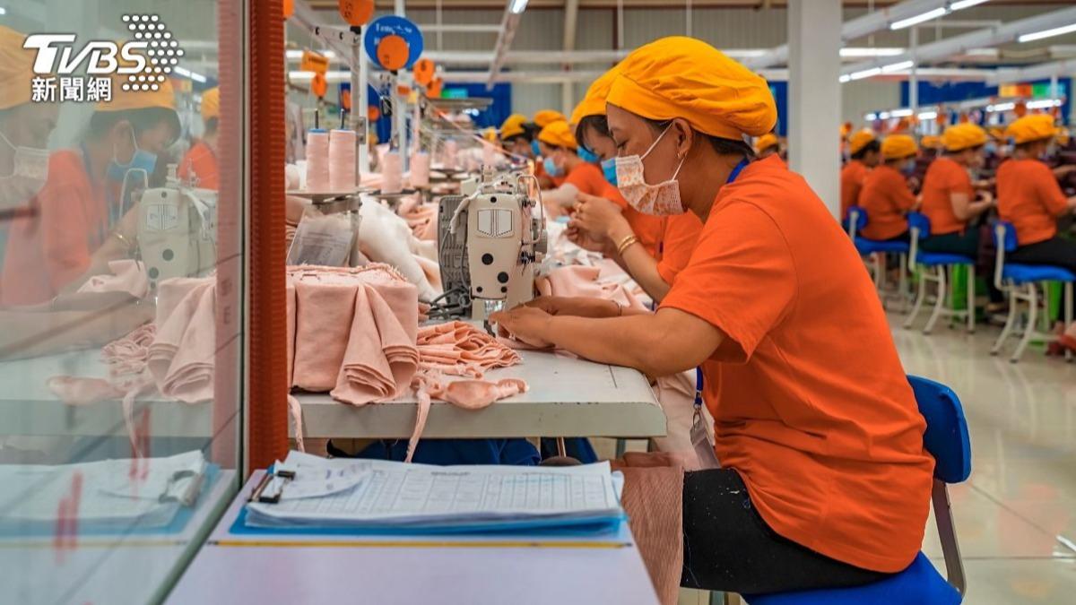 主計總處今公布10月失業率為3.36%，連2月下降。（示意圖／shutterstock達志影像）