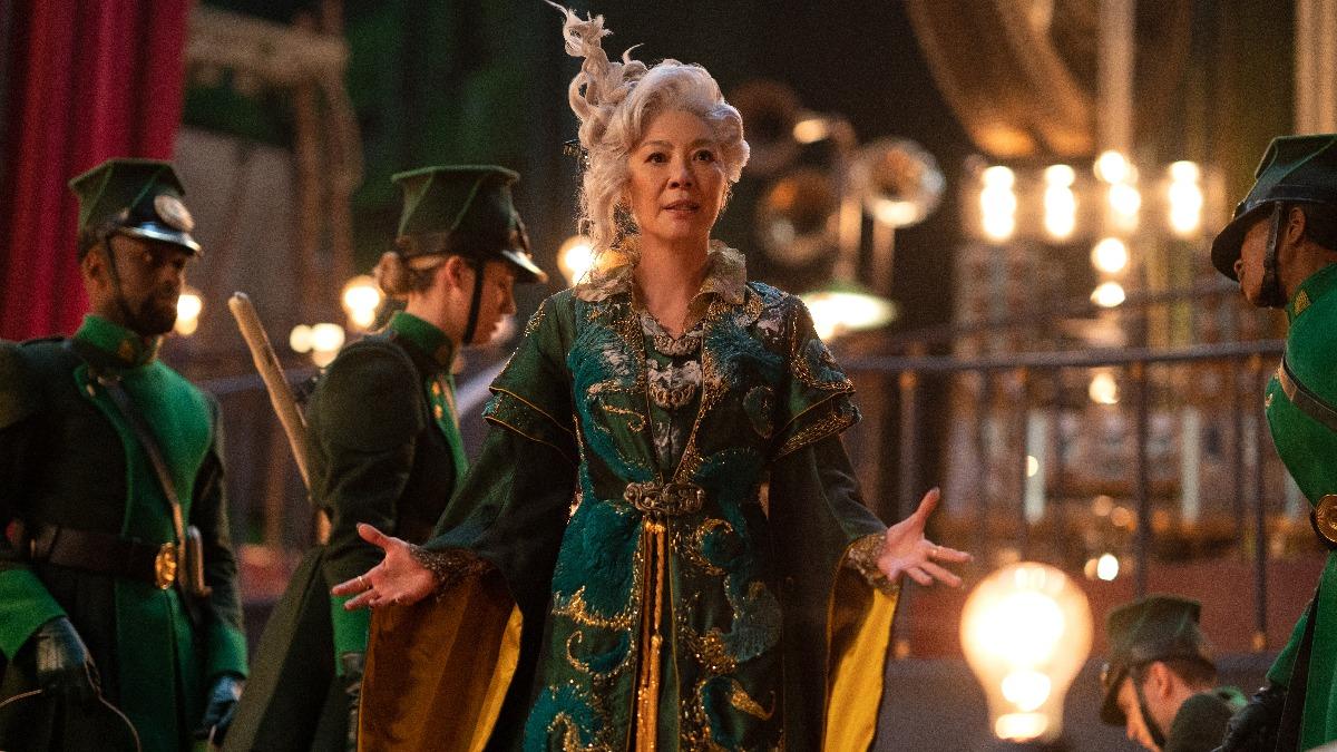 楊紫瓊在《魔法壞女巫:第二部》飾演反派。(圖/UIP提供)