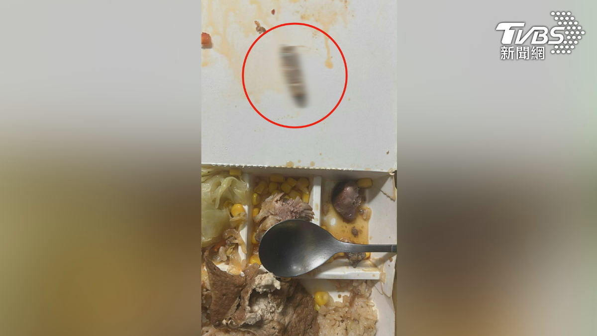 男子爆出自助餐店的便當出現菸頭,直呼真的太誇張,不過業者喊冤是被惡搞(圖/翻攝Threads_zc_.dsyui)