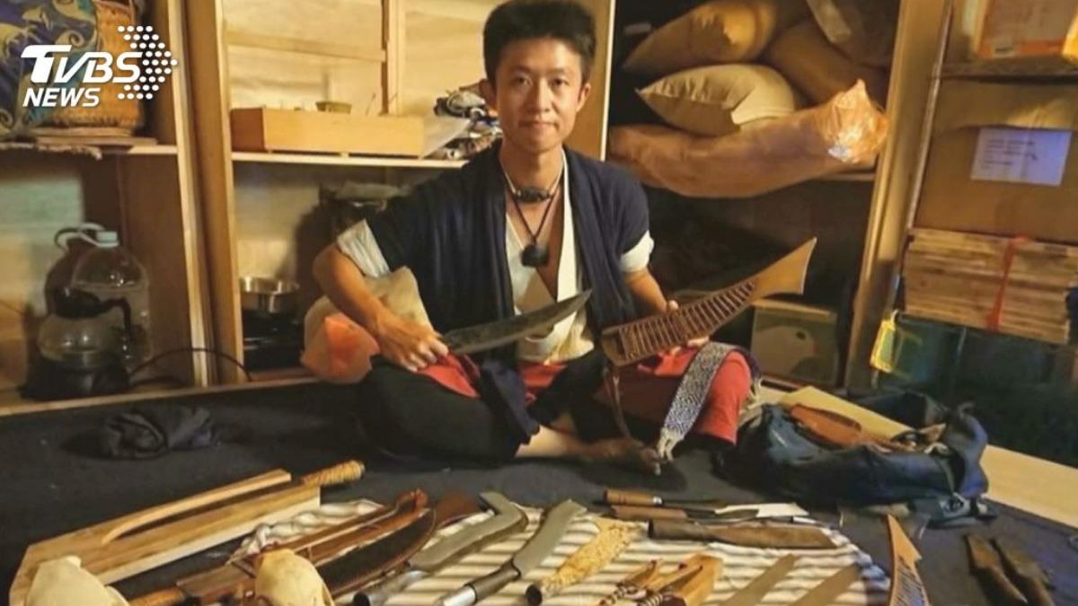 陳伯謙以射箭教練的身分自居,向野青眾申請搭建「野居草堂」。(圖/TVBS資料畫面)