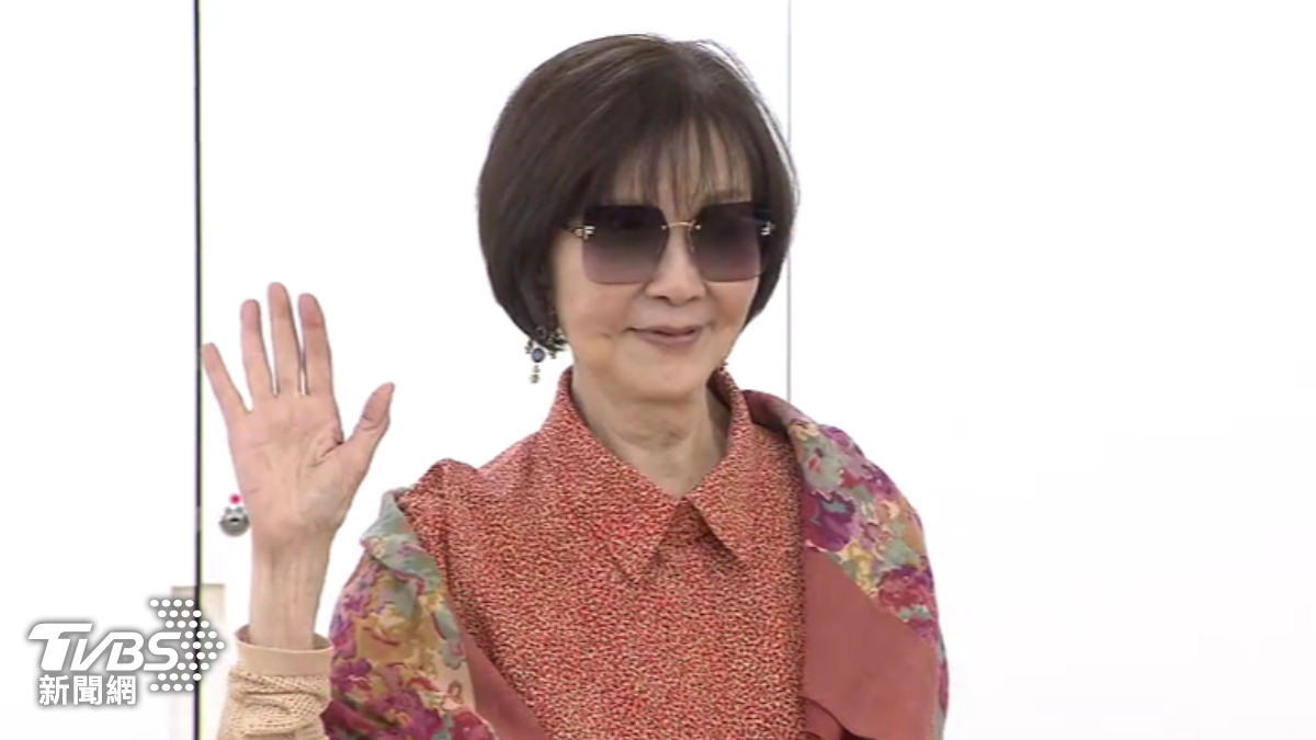 遭爆徵「醫護助理」,歸亞蕾澄清:誤會一場。(圖/TVBS)