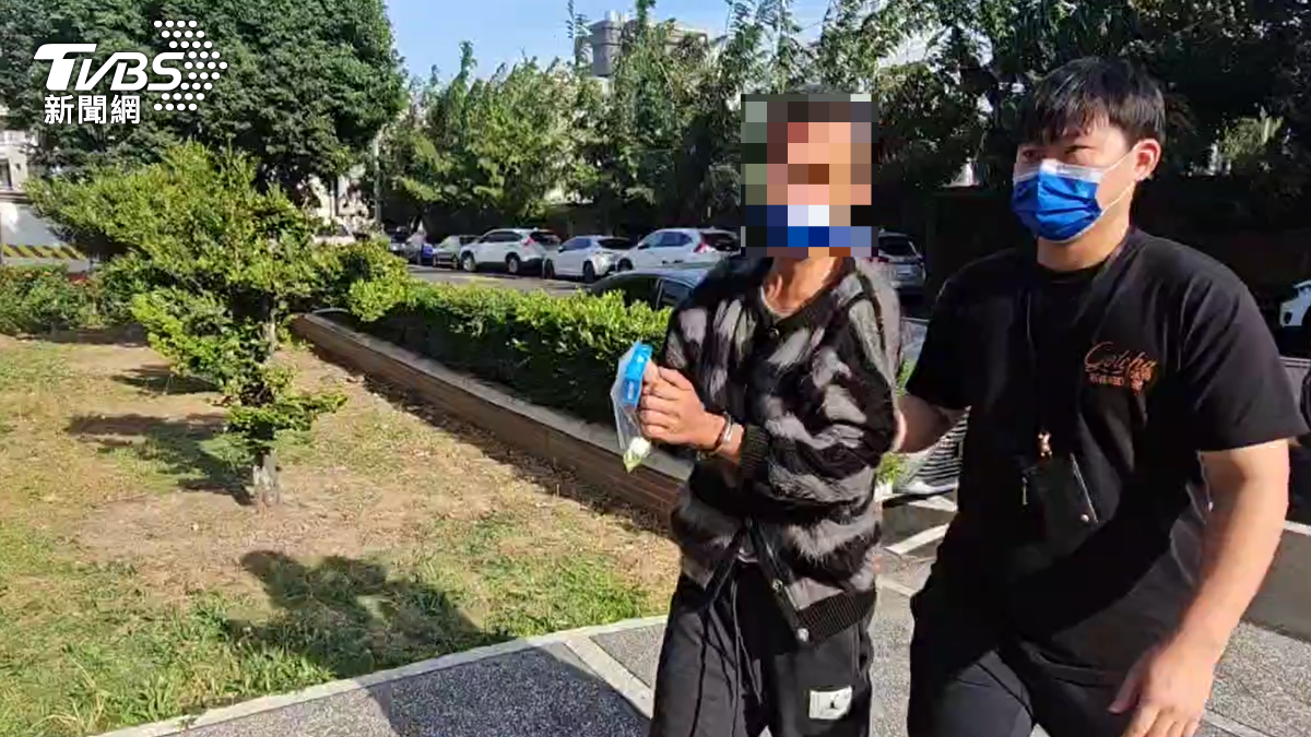 男子說自己沒有打人。（圖／TVBS）