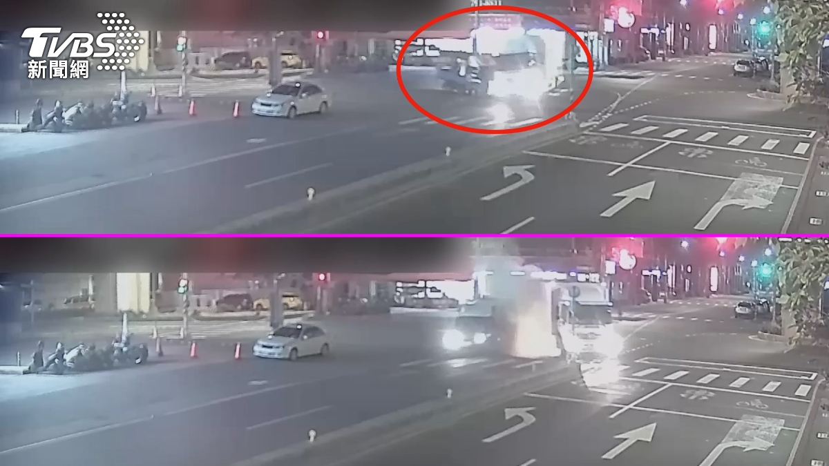 物流車疑似闖紅燈,滿載著豆漿的小貨車煞車不及,直接撞上。(圖/TVBS)