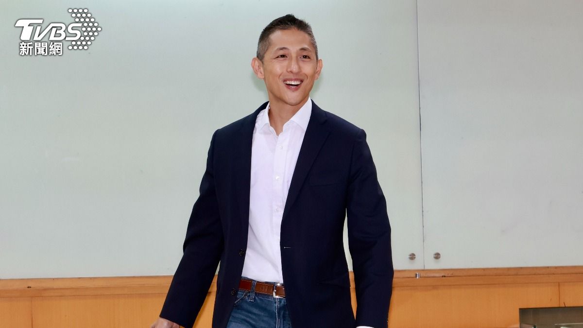 王世堅挺鄭麗君「國之棟梁」選北市長 吳怡農笑:希望支持我