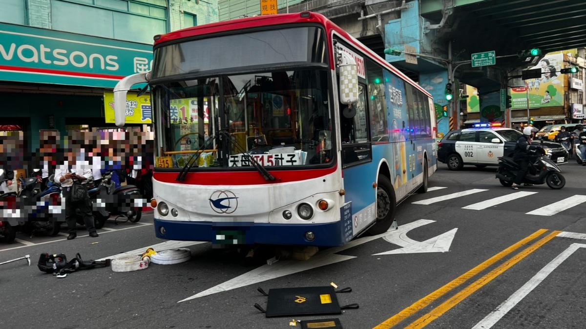 快訊/北市公車撞行人!老翁捲車底「無呼吸心跳」搶救無效亡