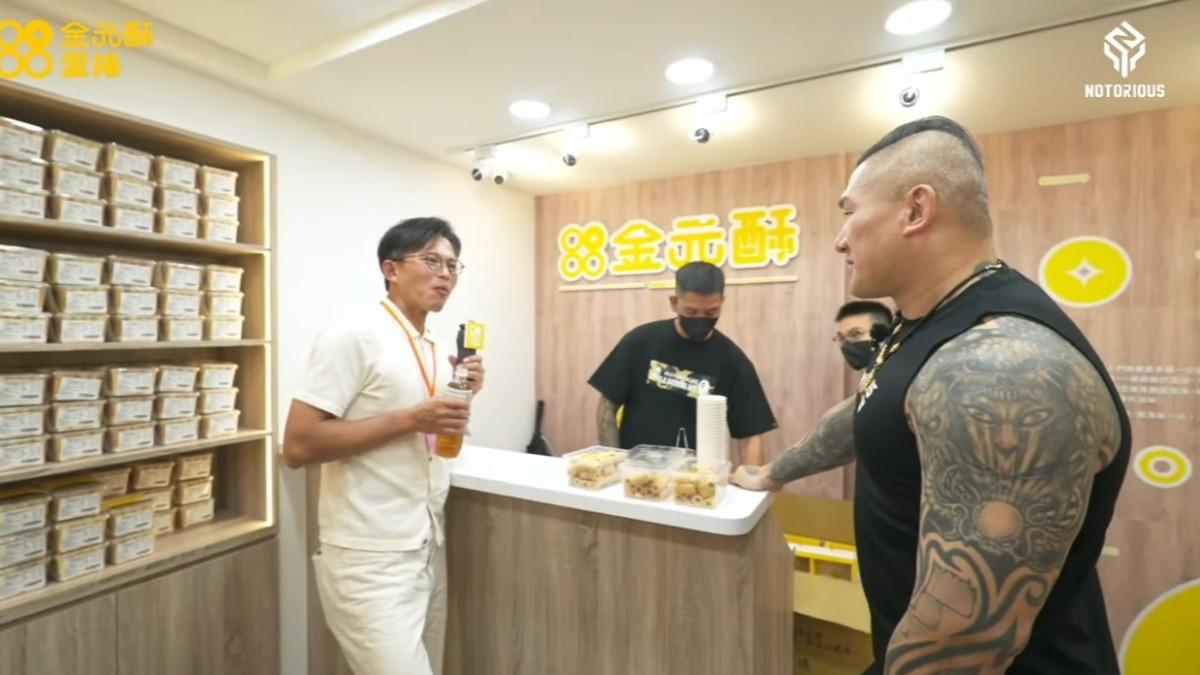 館長蛋捲店開不到2個月！驚傳收攤「機台準備運走」　內幕曝光