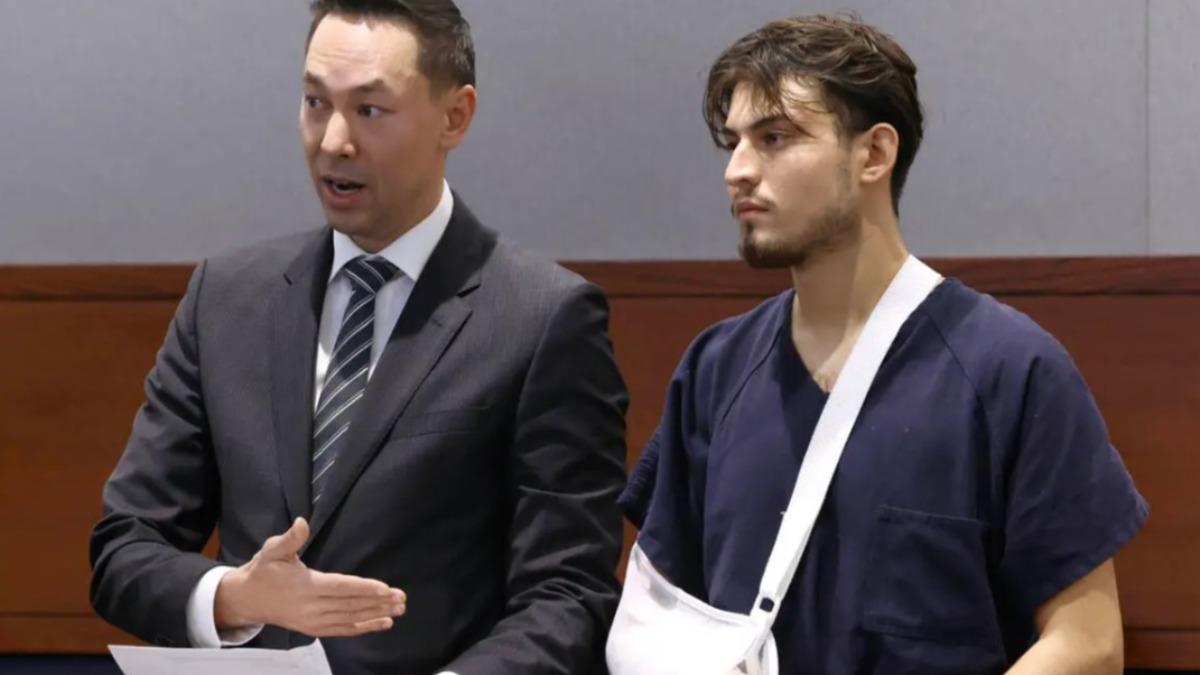肇事的 19 歲男子（右）並無酒精或藥物影響，面臨一級謀殺、謀殺未遂等罪名指控。（圖／翻攝 Review-Journal）