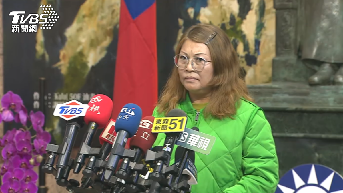 籲鄭麗文說清 何鷹鷺:是ROC或PRC的中國人(圖/TVBS)