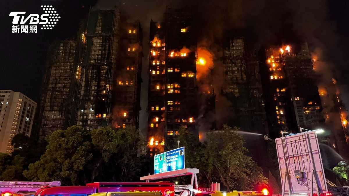 諷香港大火像鬼滅「無限城」挨轟!台粉專道歉喊1句話又被罵翻