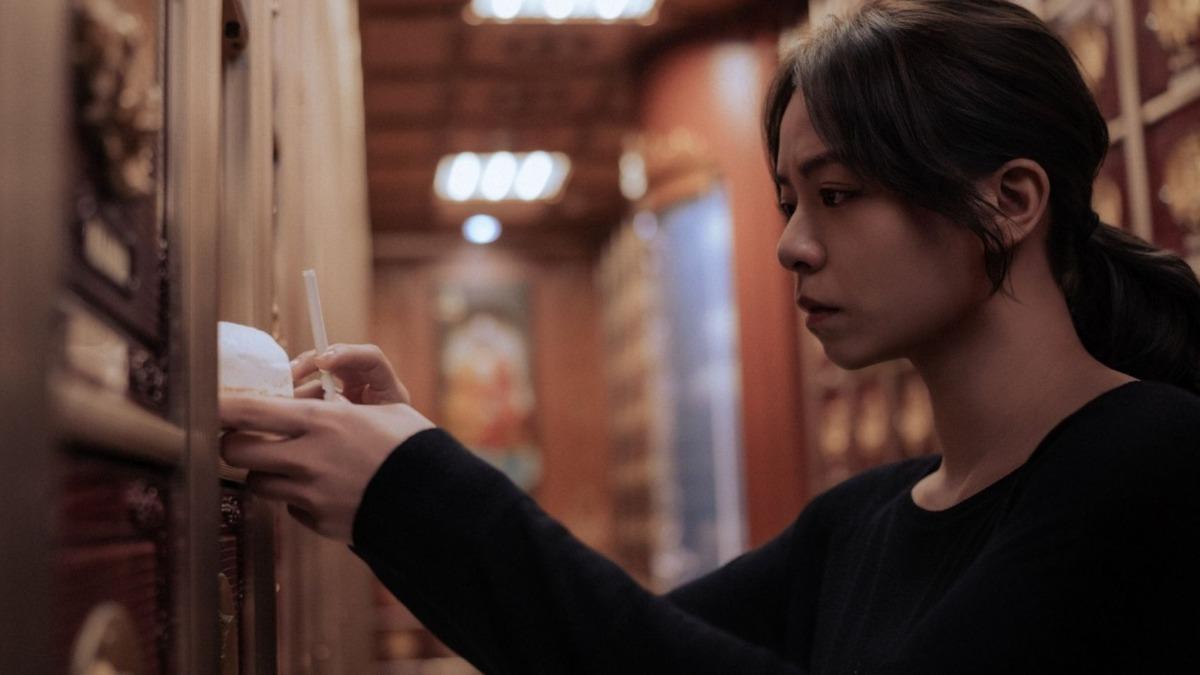 宋芸樺一見「媽媽骨灰罈」秒哭崩　最後告別心碎喊：不是在演戲