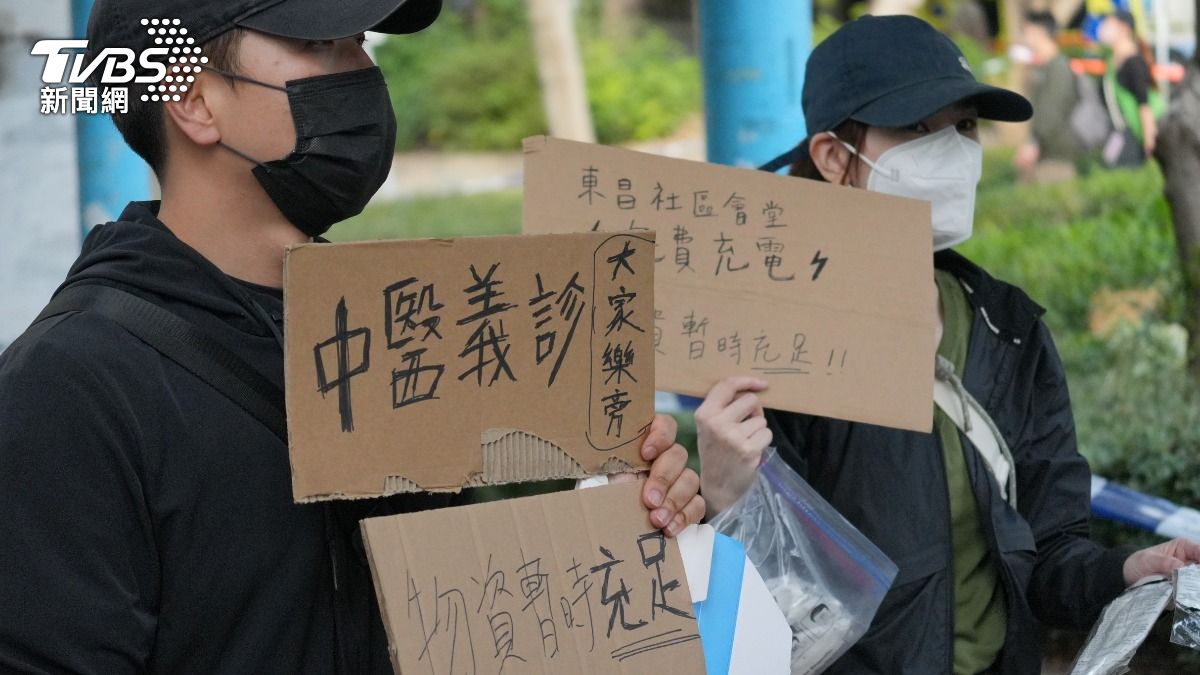 香港大火/奪55死、逾2百人失聯 李家超:提供災民過渡住宿安排