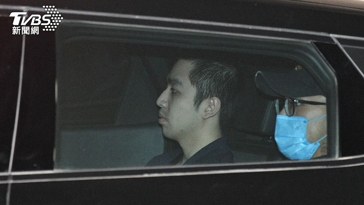 犯下夜店女公關殘殺案的劉柏葳出庭後還押。(圖/胡瑞麒攝)