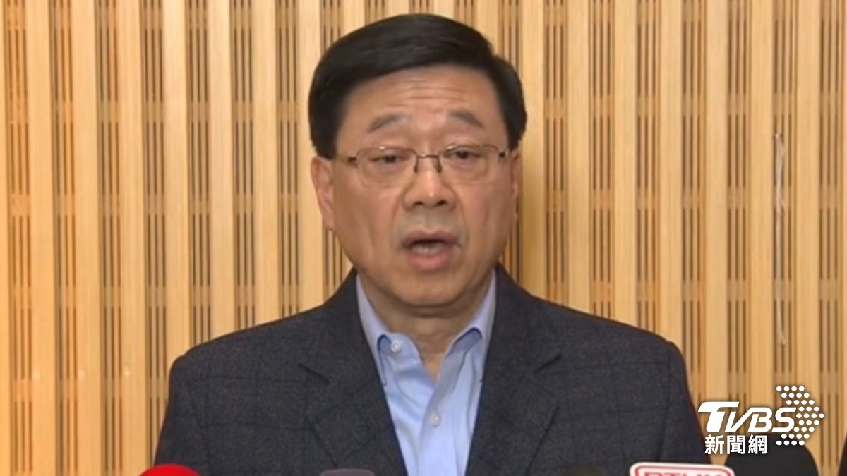香港特別行政區行政長官李家超週四傍晚也召開記者會。(圖/TVBS)