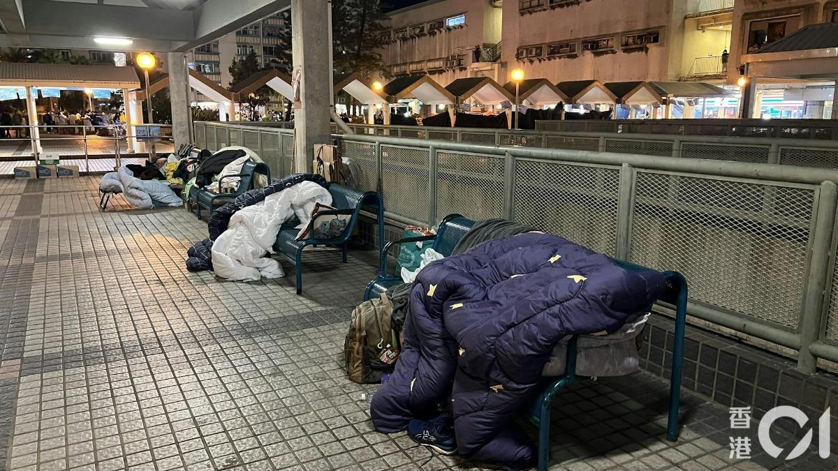 香港大火/朋友在加拿大父母失聯 男子受託尋親:找很久找不到
