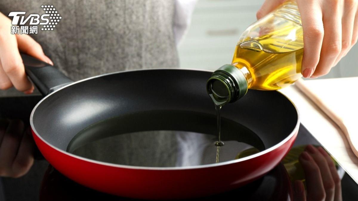 1類油炒菜恐促進4種癌細胞增生 醫曝6種好油是烹調首選