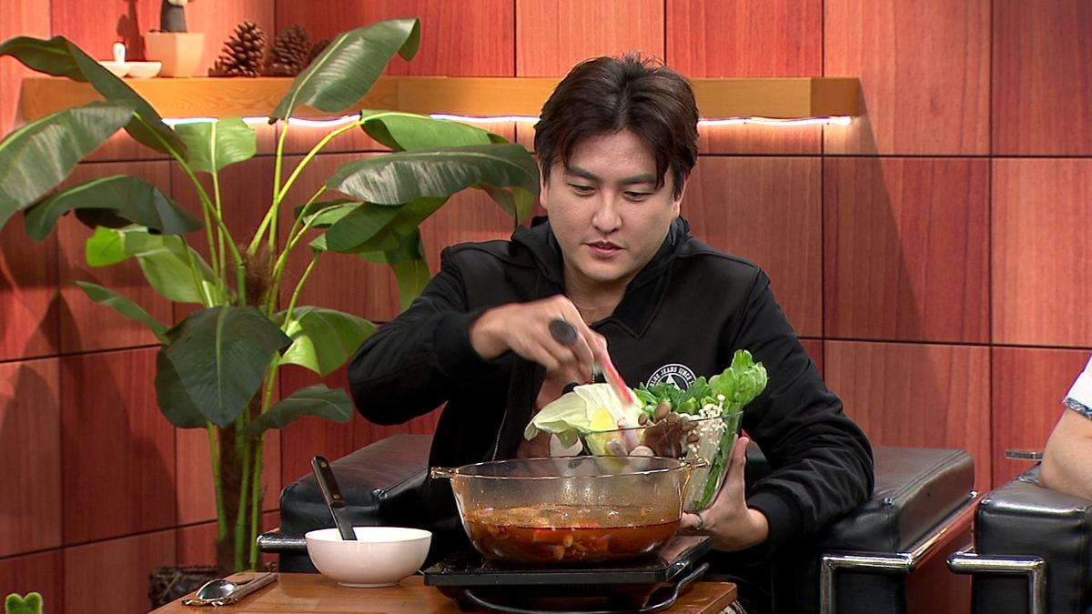 《星光》男星吃火鍋必喝4碗湯以上 42歲已「中重度脂肪肝」