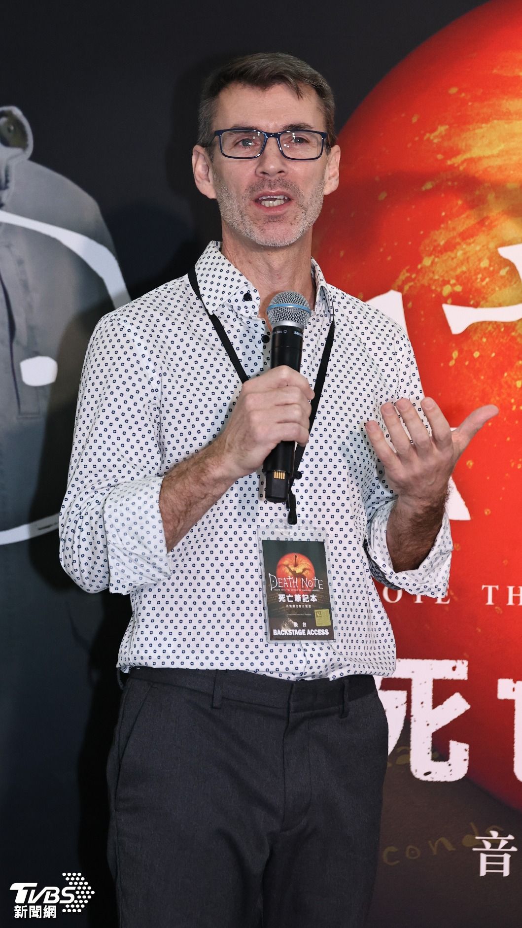 指揮Jason Howland致敬好萊塢配樂大師約翰威廉斯來改編這次《死亡筆記本》音樂會。(圖/張哲鳴攝)