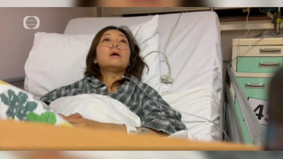 一對夫妻在逃離火場前,還不忘帶著行動不便的獨居老婆婆一起離開。不過因為逃不出去,三人都躲在室內,最後幸運獲救。(圖/香港TVB)