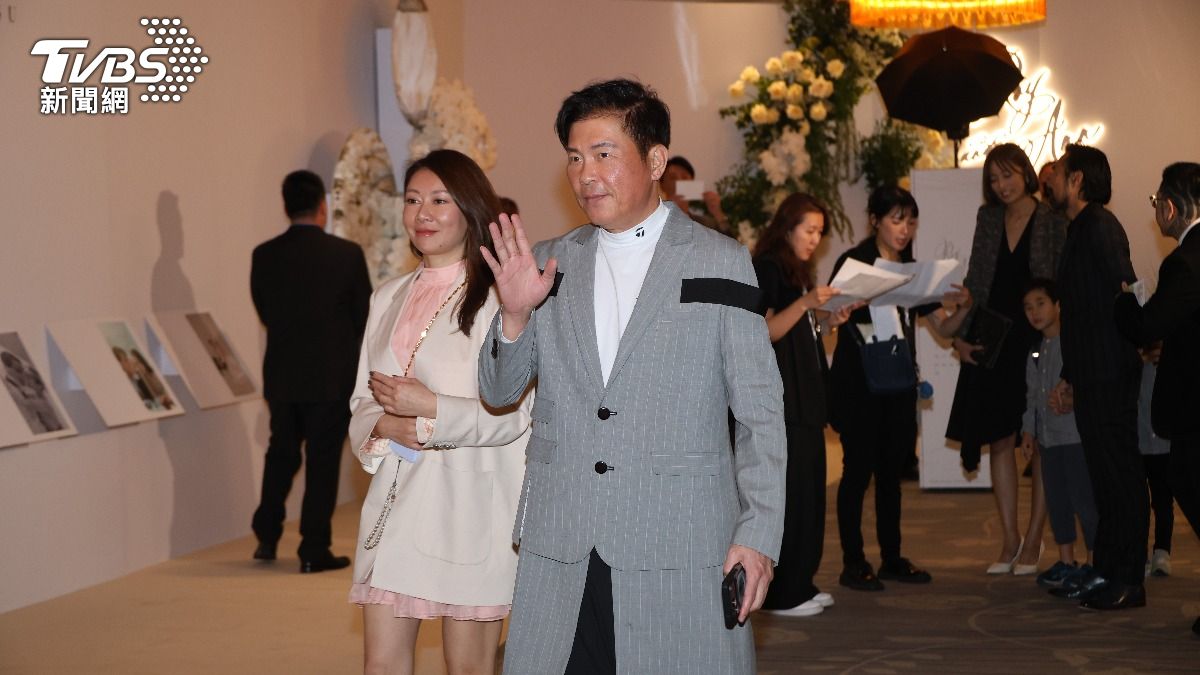 曾國城只出席不受訪。（圖／張哲鳴攝）