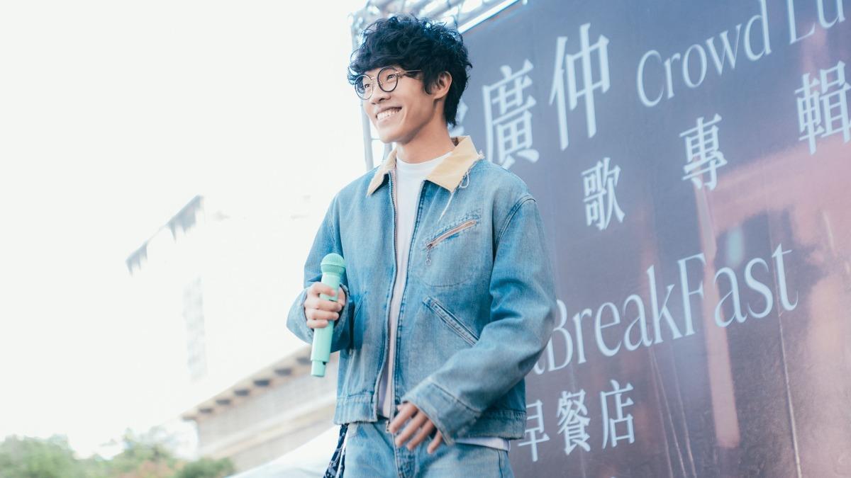 盧廣仲最近時常在Threads海巡網友並留言互動。(圖/添翼創越工作室提供)
