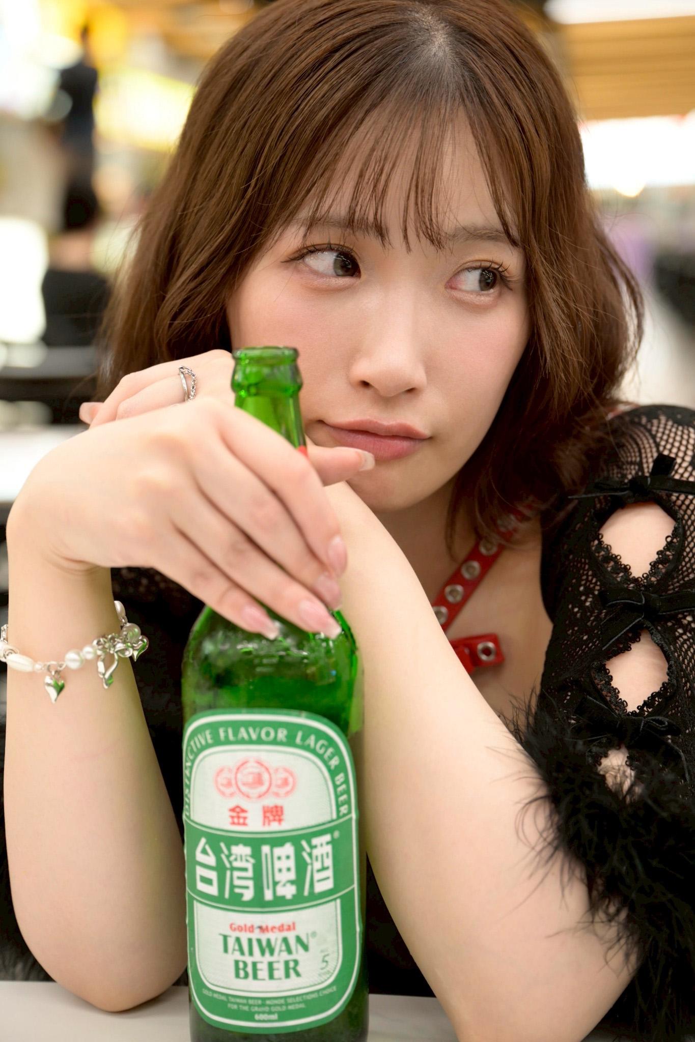 美園和花的多組清涼照帶有台灣主題。（圖／ADULTOPIA大人國提供）
