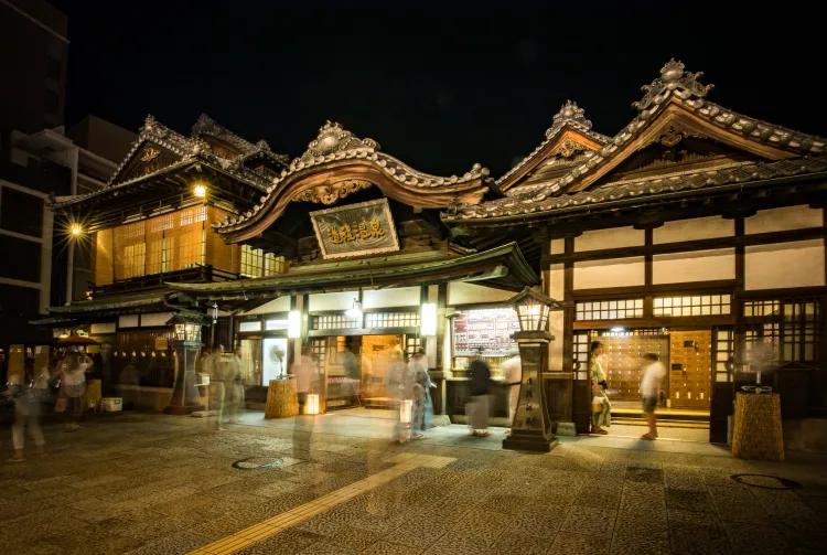 愛媛縣道後溫泉。(圖/翻攝自日本觀光局官網)