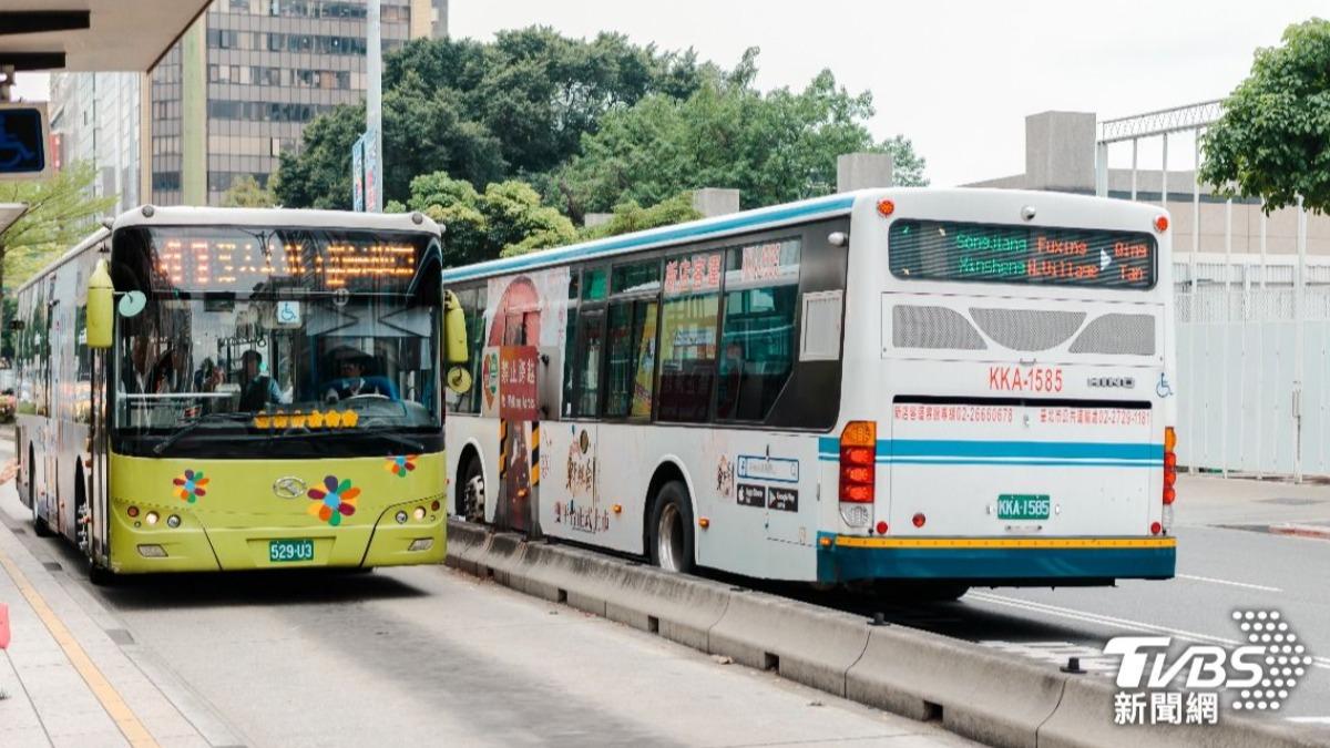 公車司機曝辛酸!長工時低薪、憋尿成職業病 同行:拿命換錢