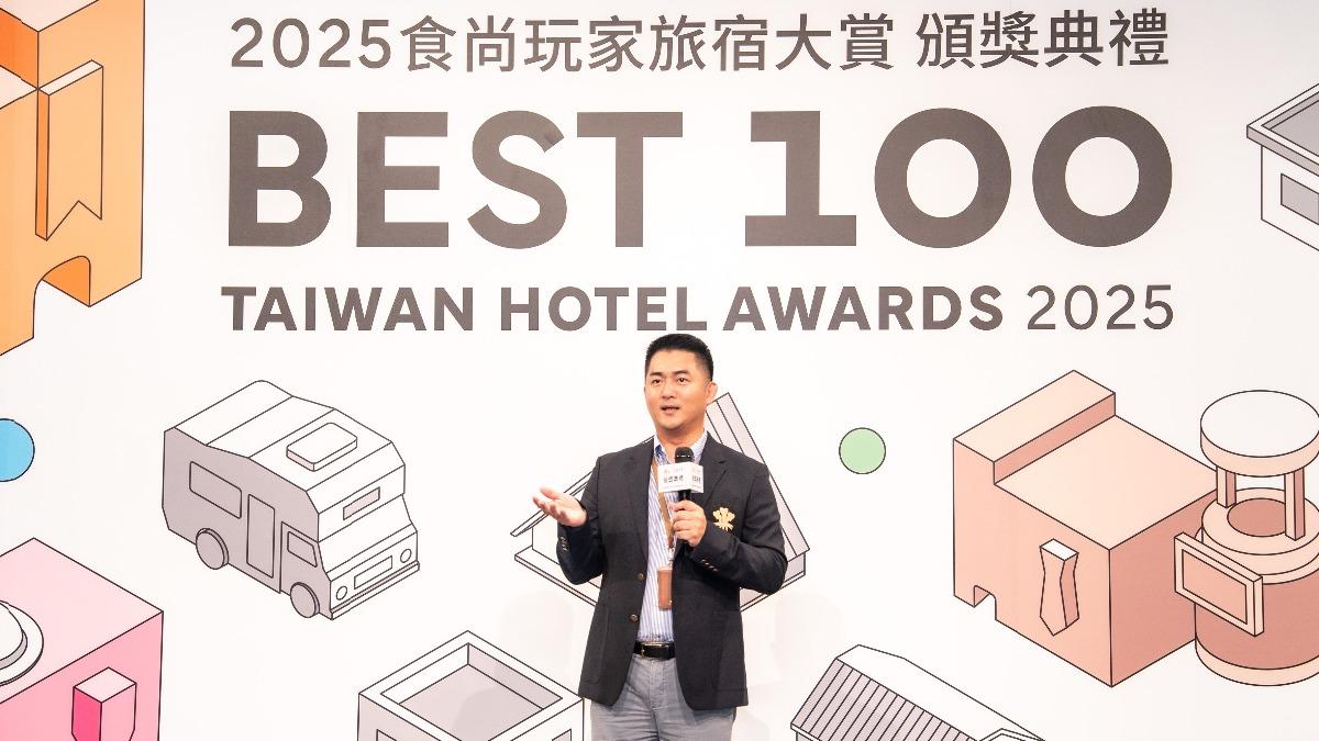 TVBS數位事業部總監郭瀧億開場致詞正式宣告,今年是《食尚玩家》永續旅遊元年。(圖/TVBS)