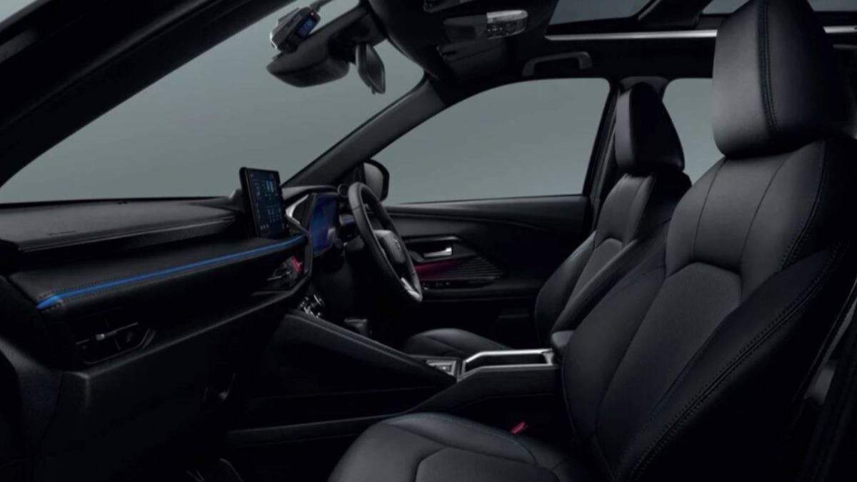 Yaris Cross Nightshade內裝也延續外觀黑化風格,採用全黑的車內鋪陳。(圖/Toyota提供)