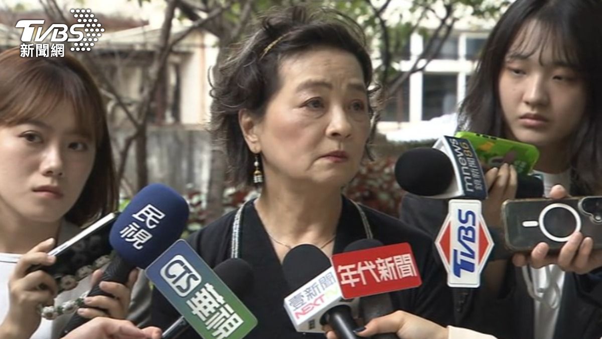 創黨元老朱蕙蓉也宣布退黨。(圖/TVBS)
