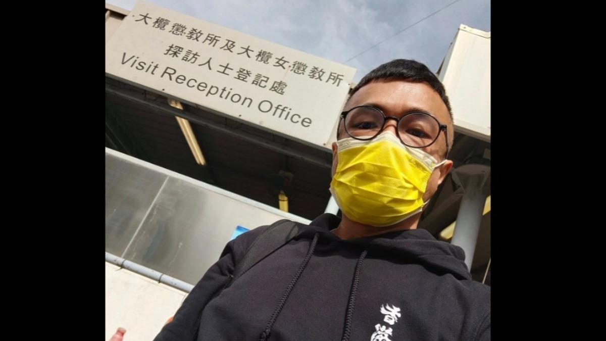 港宏福苑大火警以涉嫌藉火災意圖煽動 拘捕前區議員與分物資義工